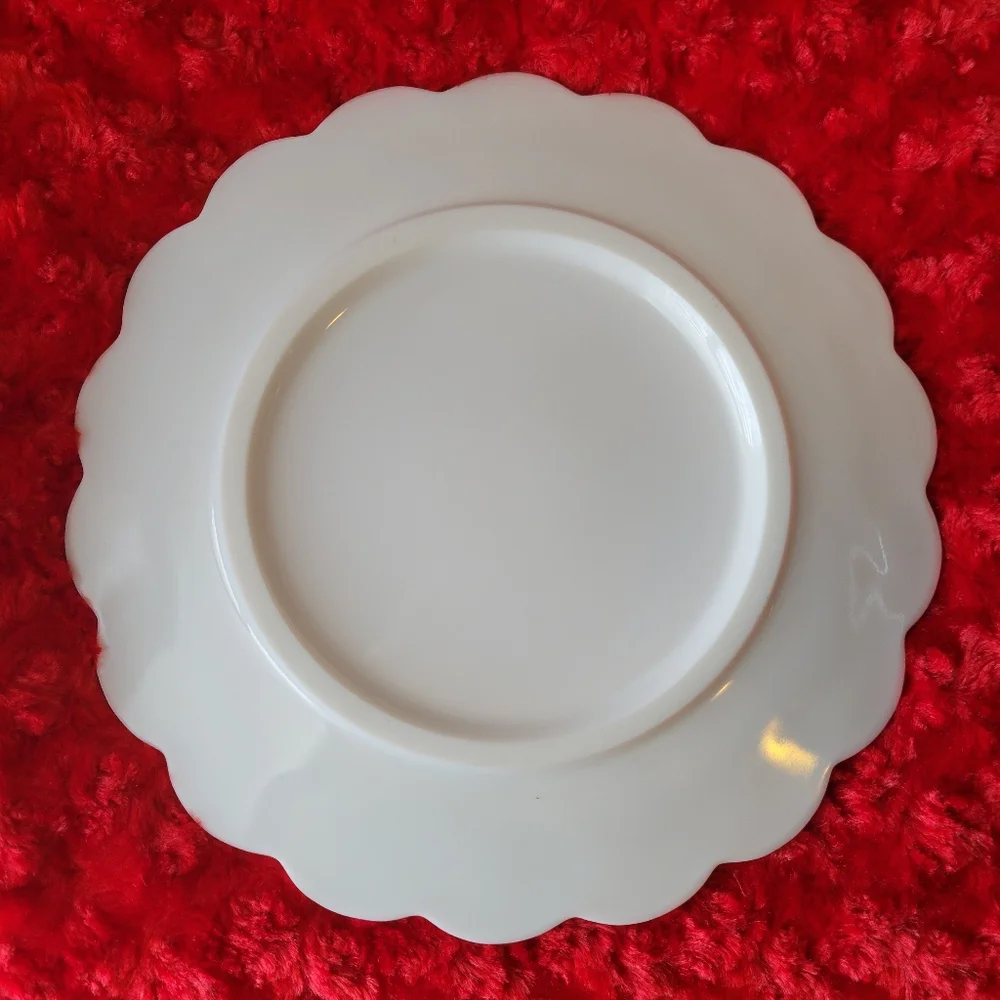 Westmoreland ~ Vintage Milk Glass Dinner Plate  Cake Plate Paneled Grape